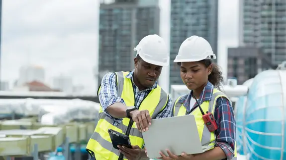 Construction Apprentice And Trainer